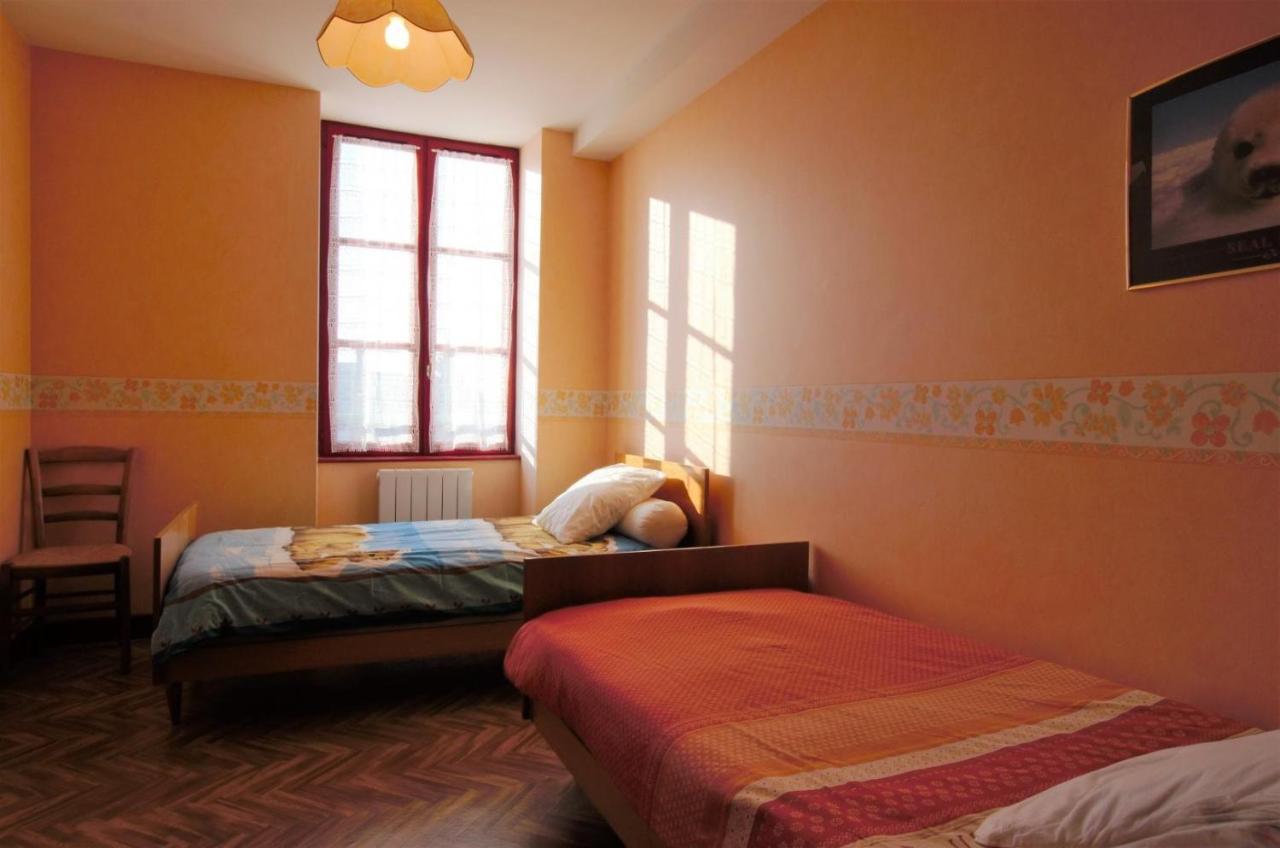 Gite Communal 150 Sainpuits Δωμάτιο φωτογραφία
